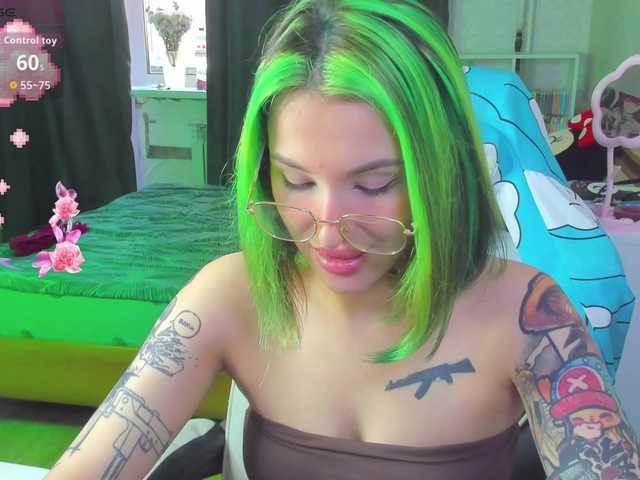 folinskaayaa live webcam show