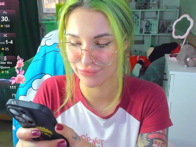 folinskaayaa live cam on BongaCams