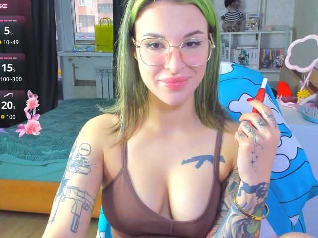 Hayley_Smith