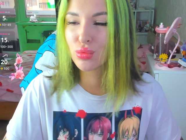 folinskaayaa, live now on BongaCams