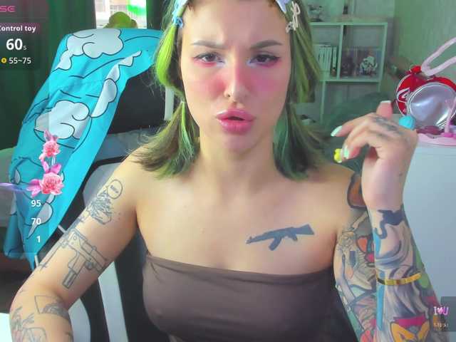 Hayley_Smith