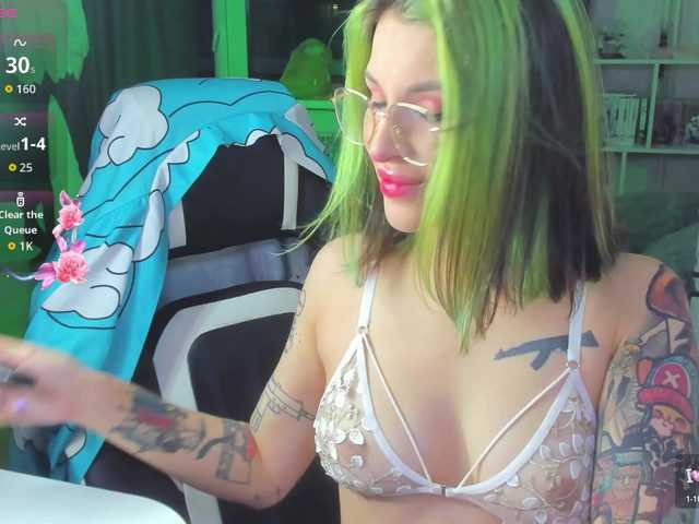 Hayley_Smith