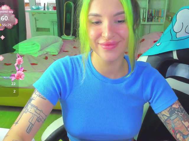 folinskaayaa live cam on BongaCams