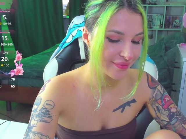 Hayley_Smith