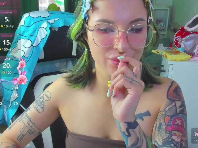 Hayley_Smith