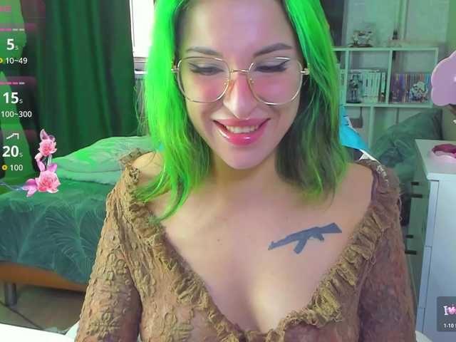 Hayley_Smith