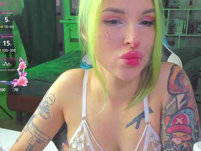 Hayley_Smith