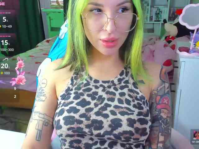Hayley_Smith
