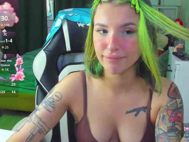 folinskaayaa Live Webcam on BongaCams