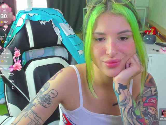 folinskaayaa Live Webcam on BongaCams