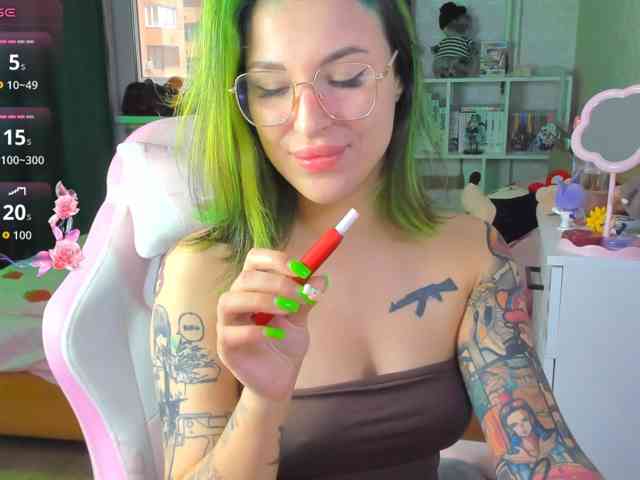 Hayley_Smith