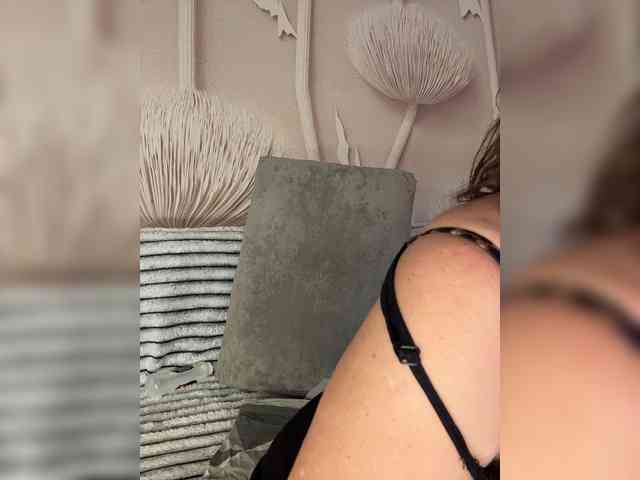 Anyuta1212's cam show statistics and live stream