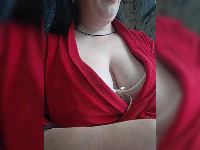 MalinkaSweety live cam on BongaCams