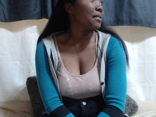 JustHotLove live cam on BongaCams
