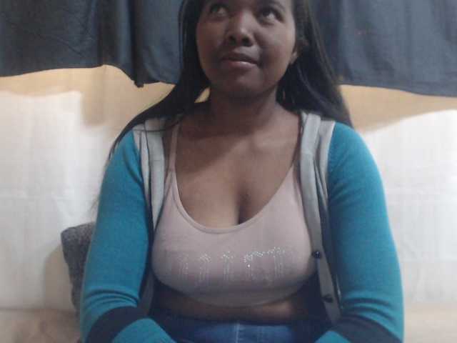 JustHotLove live cam on BongaCams