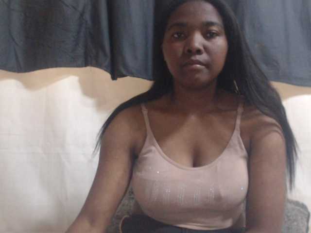 JustHotLove live cam on BongaCams