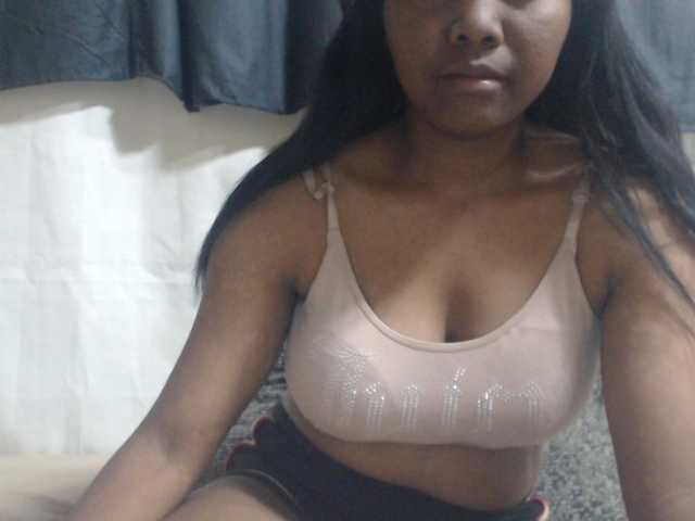 JustHotLove live cam on BongaCams