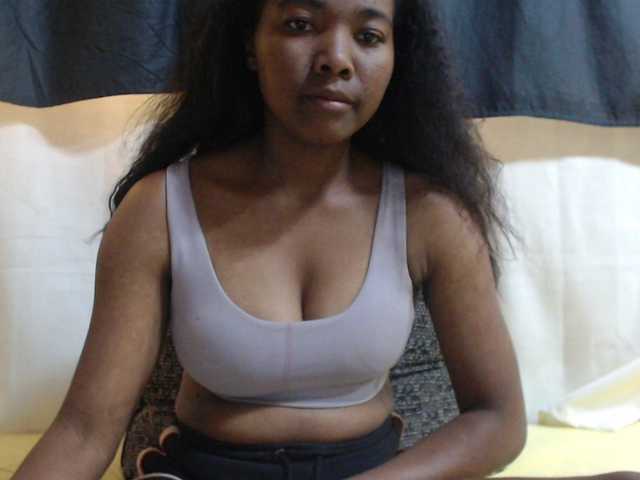 JustHotLove live cam on BongaCams