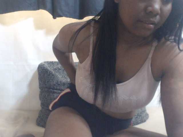 JustHotLove live cam on BongaCams