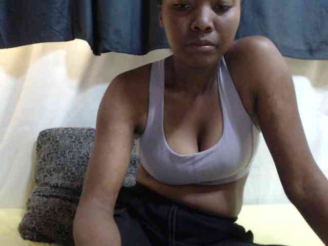 JustHotLove webcam