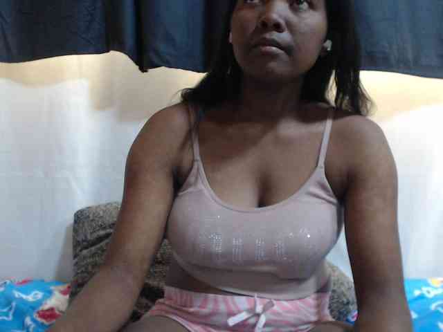 JustHotLove webcam