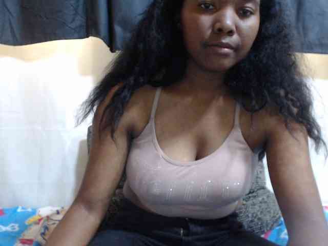 JustHotLove webcam