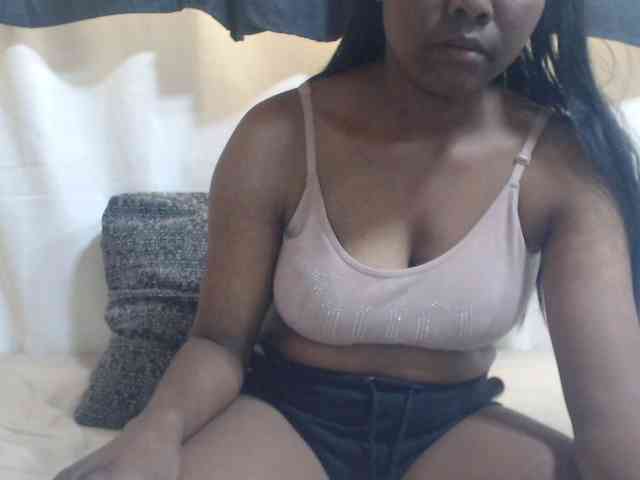 JustHotLove webcam