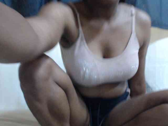 JustHotLove webcam