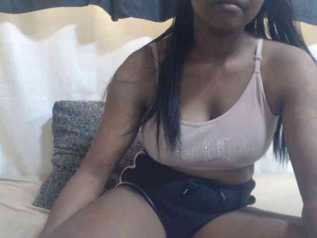 JustHotLove webcam