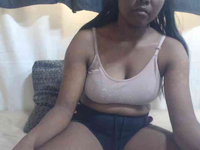 JustHotLove webcam