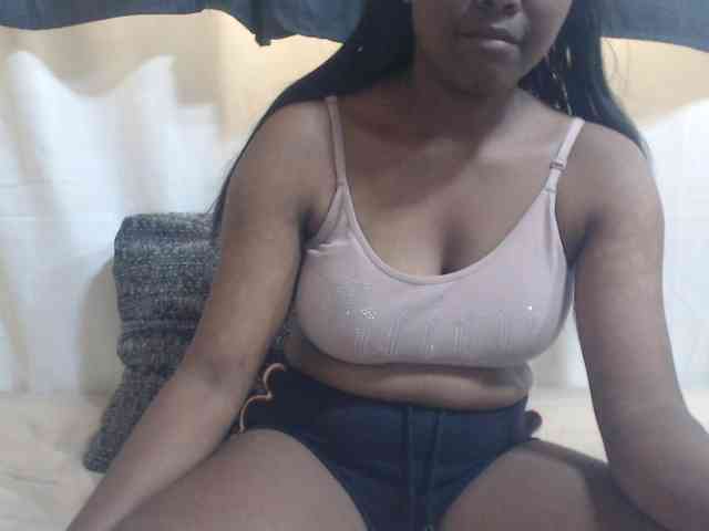 JustHotLove webcam