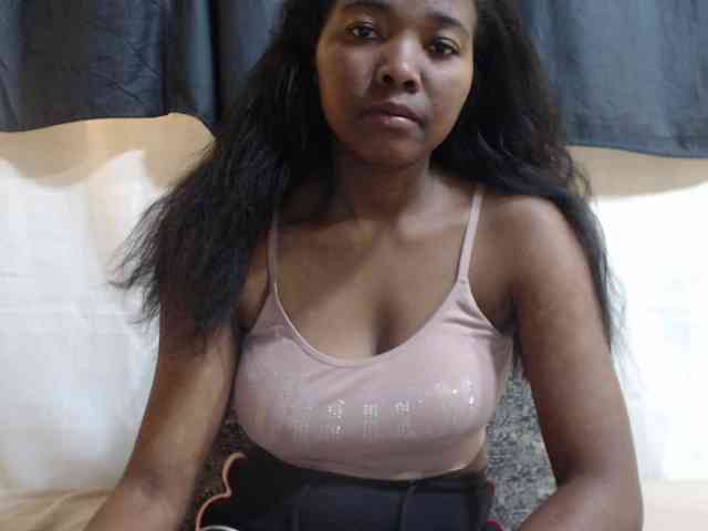 JustHotLove webcam