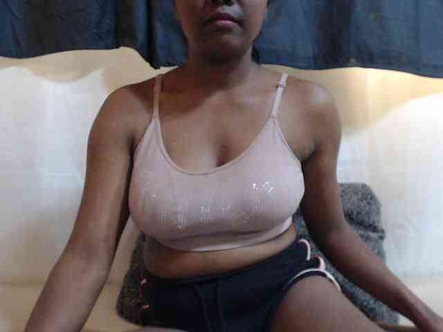 JustHotLove webcam