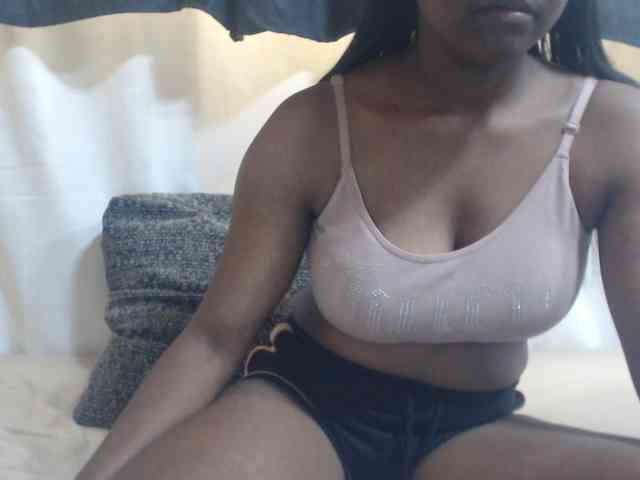 JustHotLove webcam