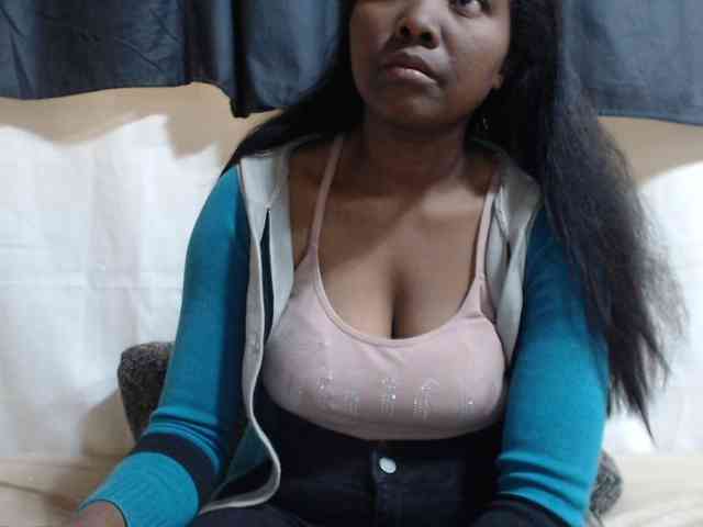 JustHotLove webcam