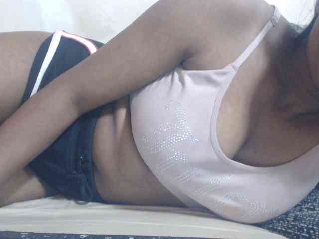 JustHotLove webcam