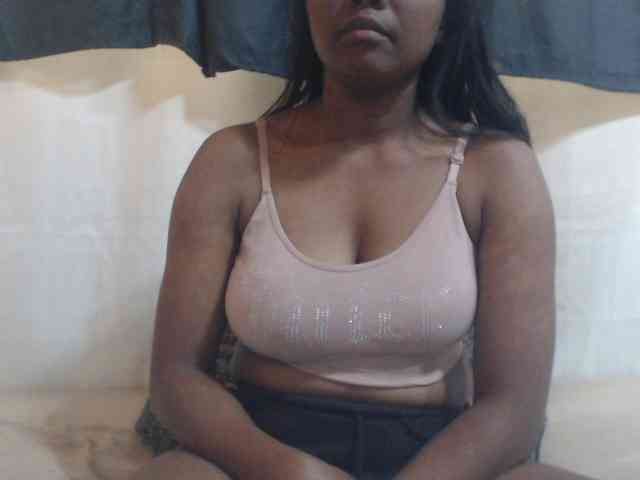 JustHotLove webcam