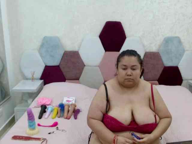 marianabbw Live Webcam on BongaCams
