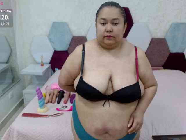 marianabbw Live Webcam on BongaCams