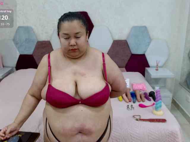 marianabbw Live Webcam on BongaCams