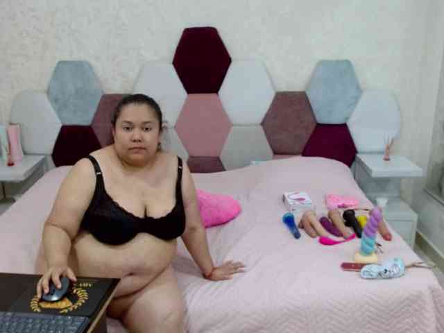 marianabbw Live Webcam on BongaCams