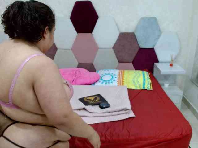marianabbw Live Webcam on BongaCams