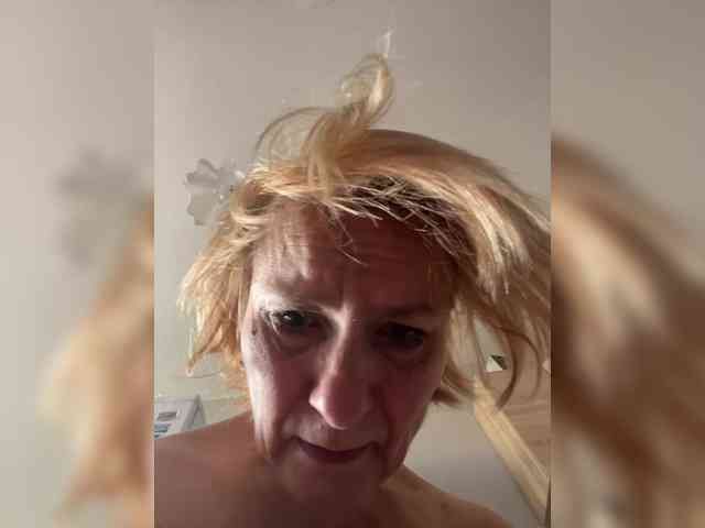 NadinKeddo webcam