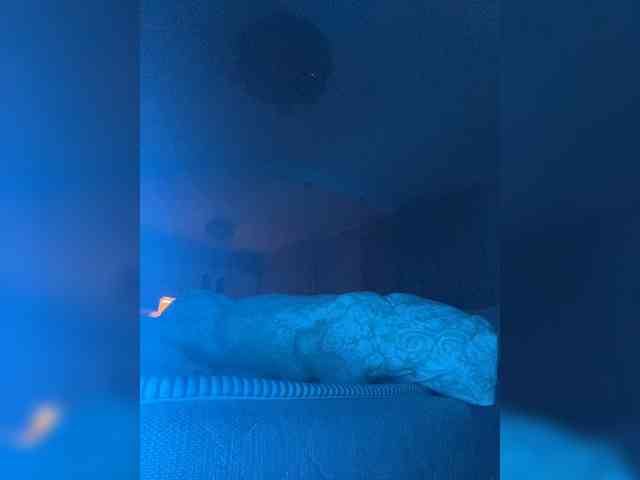 NadinKeddo webcam