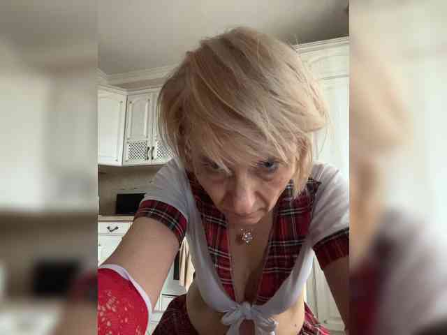 NadinKeddo webcam
