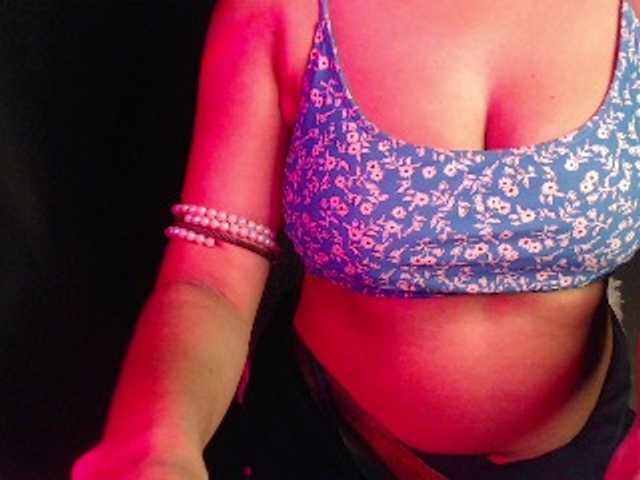 Monika67 live cam on BongaCams