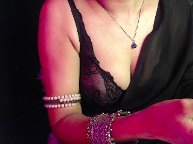 Monika67 live cam on BongaCams