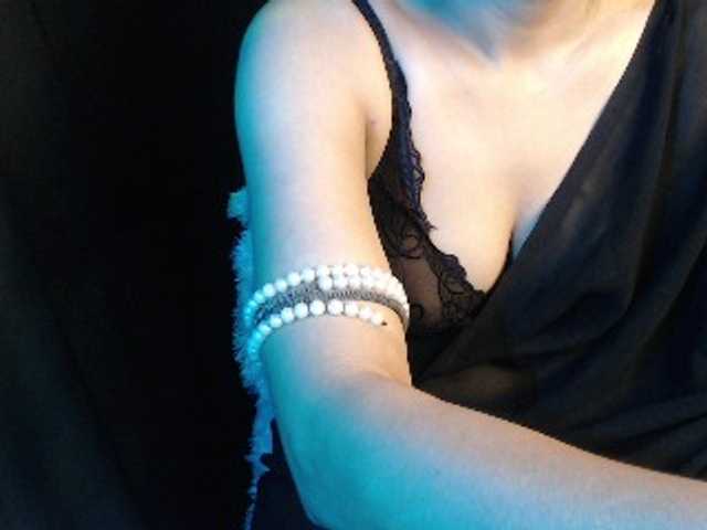 Monika67 live cam on BongaCams