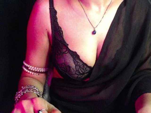 Monika67 live cam on BongaCams
