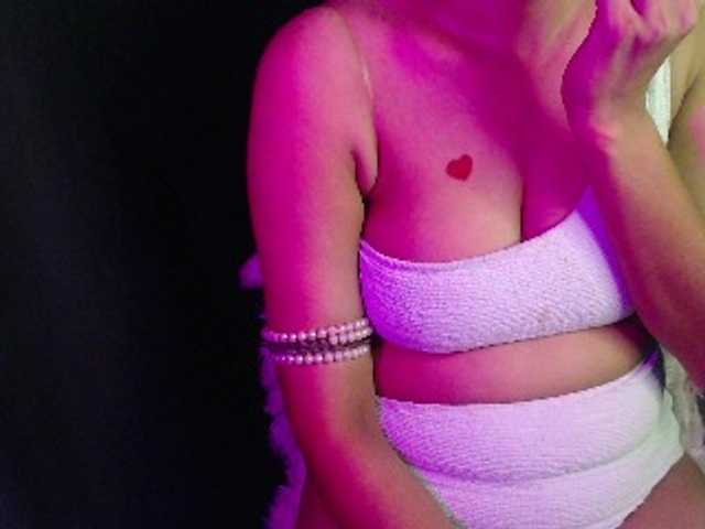 Monika67 live cam on BongaCams